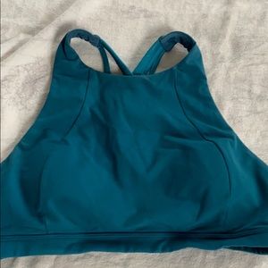 Lululemon sports bra